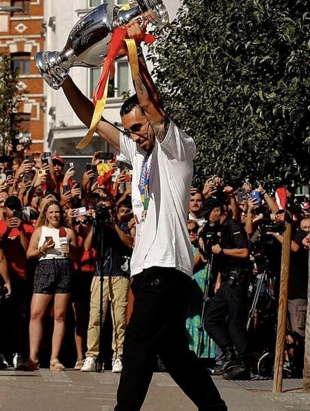 不久后温布利见，蓝军球迷们加油！