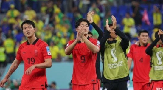 同样关系紧张，为何韩国球员可以去日本踢球，韩国教练可以去日本指教，中国却不行？