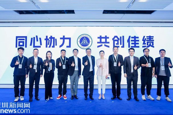 官方：原南京城市球员余梦辉加盟深圳新鹏城