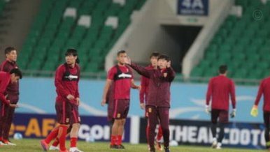 国足练兵胜鱼腩，实力不减